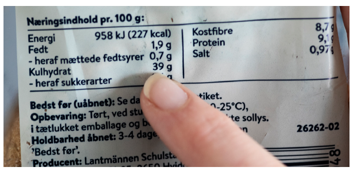 Example of nutrition label on a package of wholemeal buns.